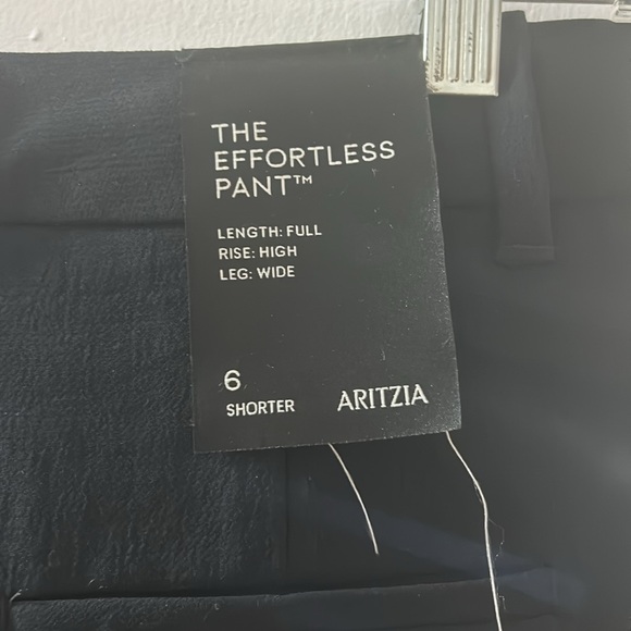 NWT! Aritzia Effortless Pants - Length: Short (Petite) - Picture 2 of 6